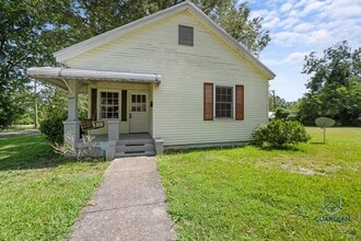 Building Photo - 1 E Wilkinson Ave