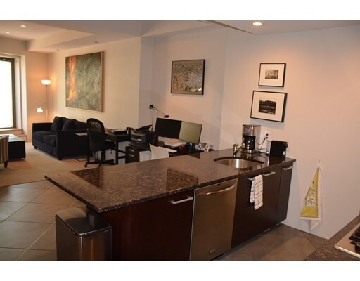 Foto del edificio - 1166 Washington St
