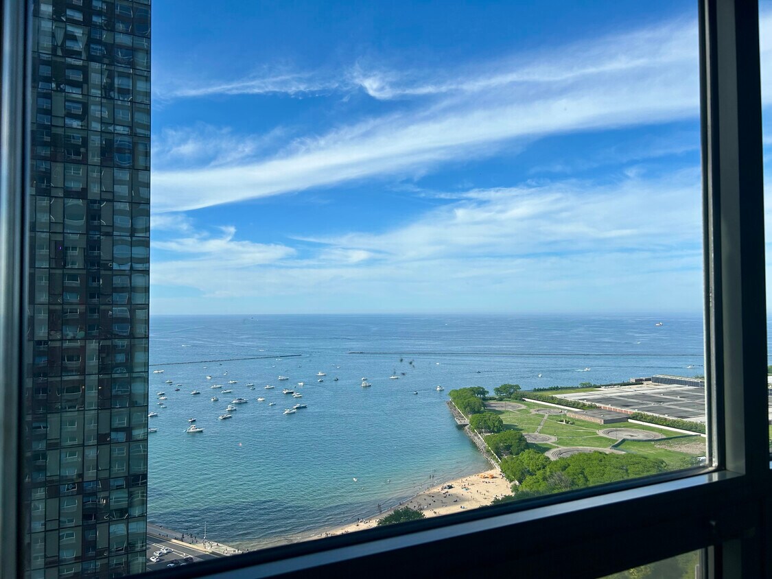 Foto principal - 474 N Lake Shore Dr