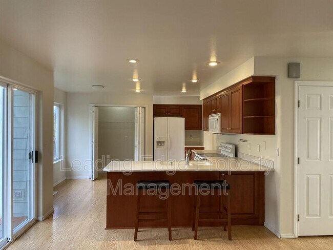 Foto del edificio - 1615 E Highland Ave