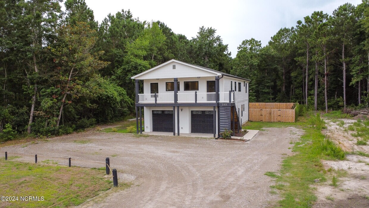Primary Photo - 340 Belt Rd