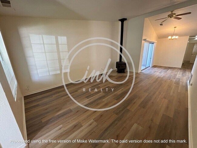 Foto del edificio - AL1294-1294 Alicia Cir Unit 1 &amp; 2