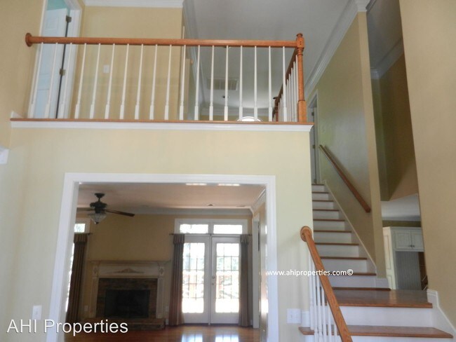 Building Photo - 674 Highland Lakes Cv
