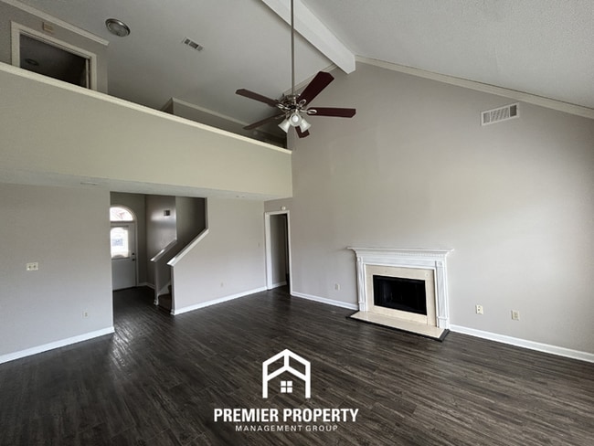 Photo - Massive 5BR/3BA Memphis Home with Vaulted Ceilings, Luxury Bath & 2-Car Garage!