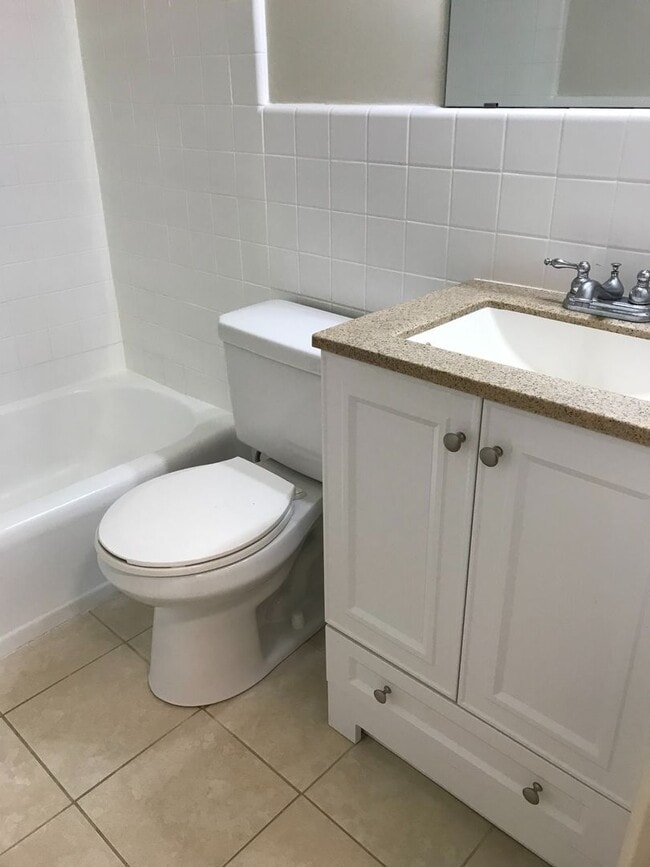 Interior Photo - Merioneth Apartments