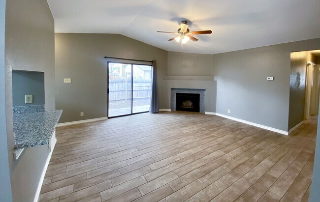 Building Photo - 11744 Spring Ridge