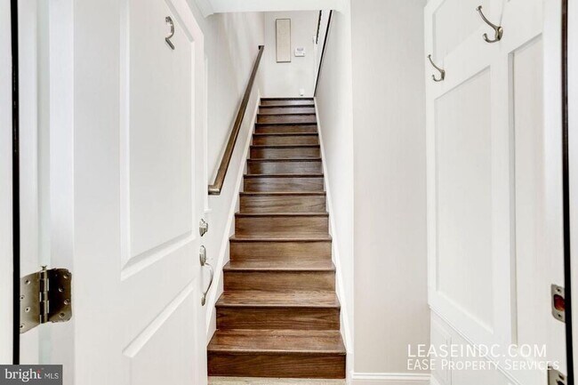 Photo - 547 Park Rd NW Apartment