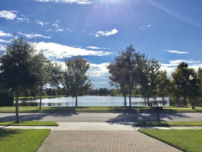 Building Photo - 12018 Waterstone Loop Dr