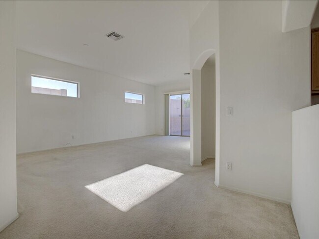 Building Photo - Tanque Verde Location 3bd/2ba Home!!