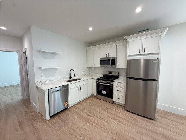 Photo - 1448 Lexington Ave (Indianapolis, IN) Apartment