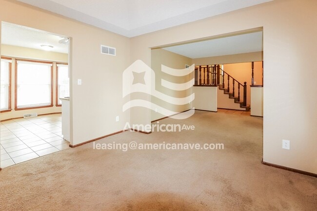 Foto del edificio - 5900 E 102nd St