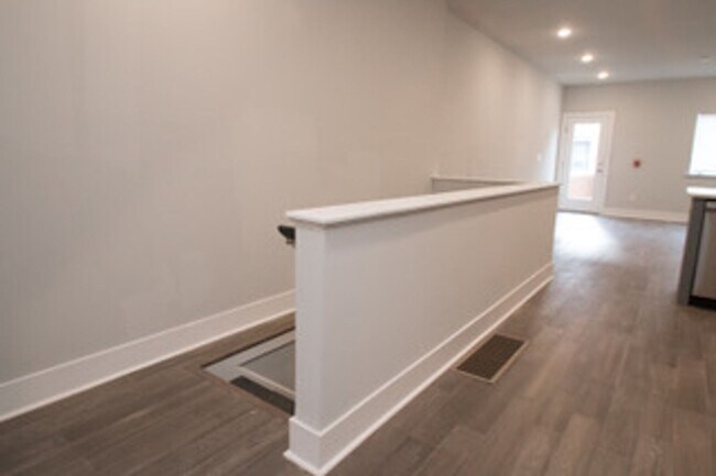 Foto del edificio - 5432 Pine St