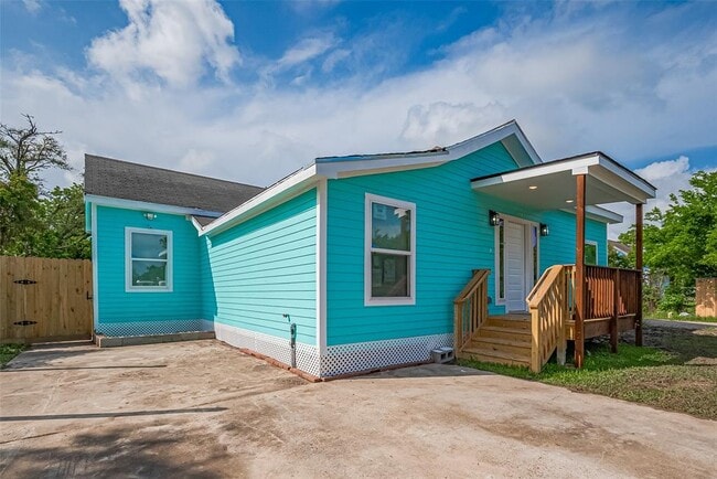 Building Photo - 922 Tallow Sq