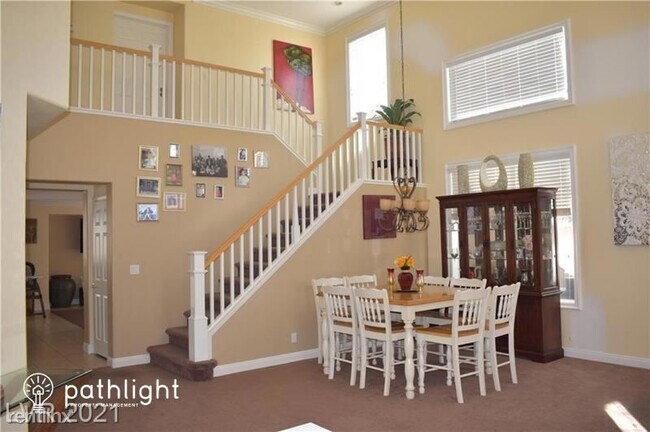 Foto del edificio - 4 br, 3 bath House - 6531 Feather Peak Str...