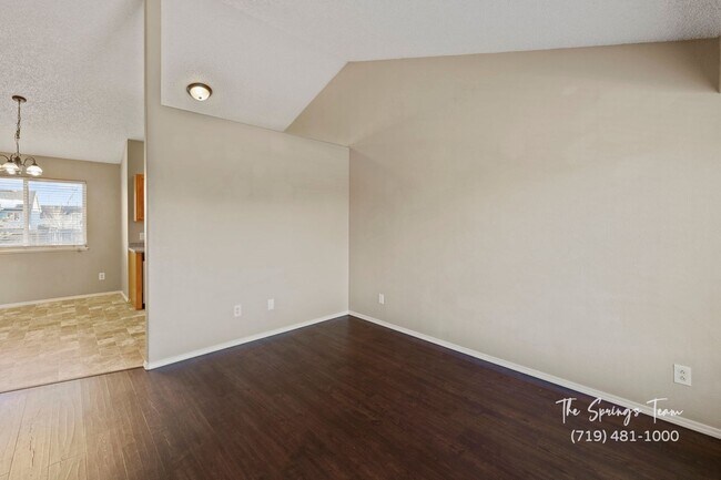 Foto del edificio - COUNTRYSIDE 3BD/2BA in FOUNTAIN - Security Deposit Waiver Available