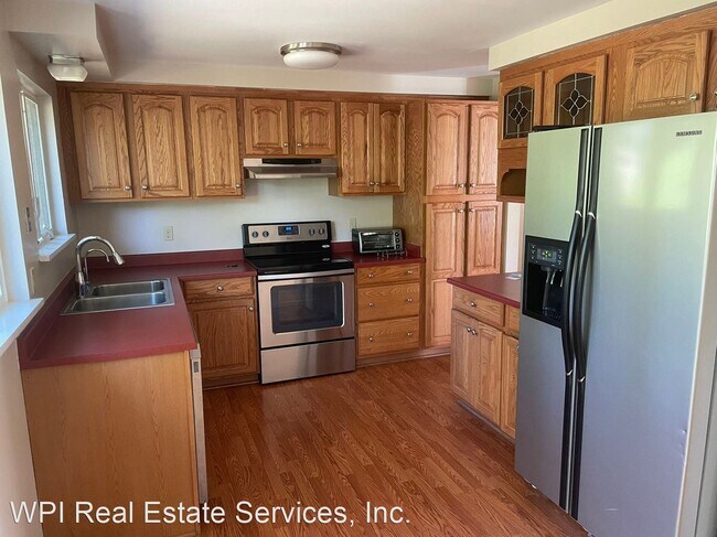 Building Photo - 6 br, 2.5 bath House - 111 154th Pl NE