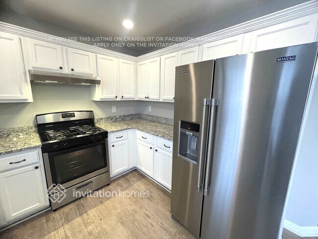 Foto del edificio - 4578 Grove Park Way NW