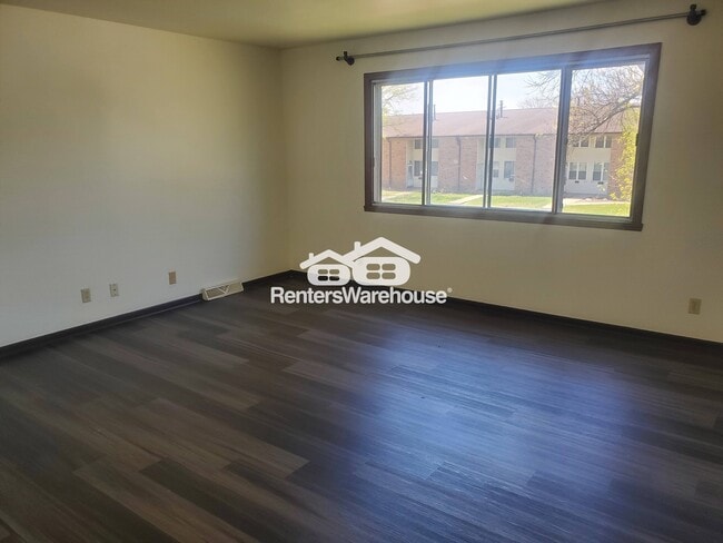 Foto del edificio - 9324 W Allyn St