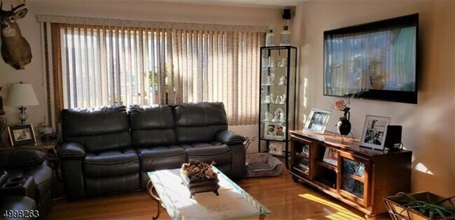 Foto del edificio - 2283 Morrison Ave