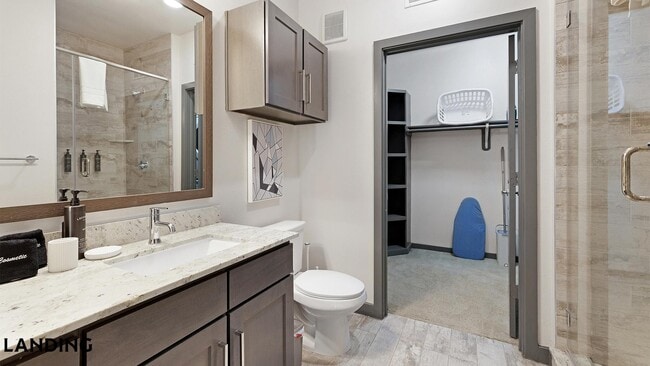 Building Photo - 3001 Crockett St