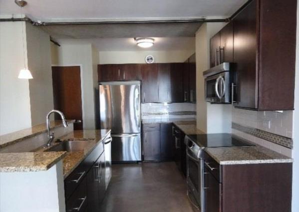 Foto del edificio - 800 Brazos St