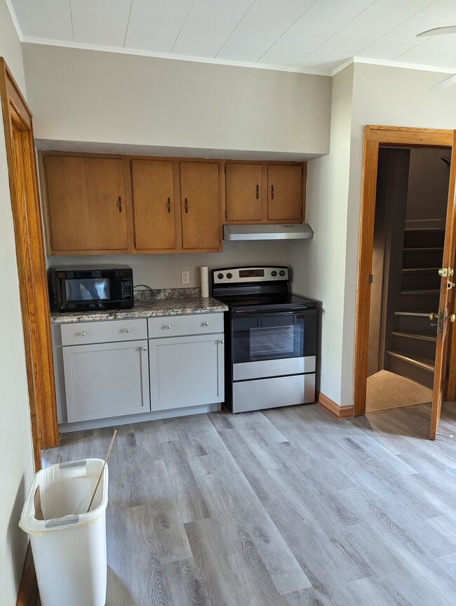 kitchen - 1460 S 77th St