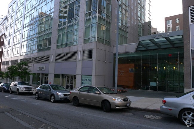 Foto principal - Adagio Condominiums