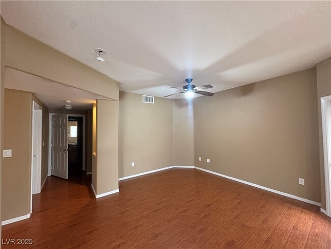 Building Photo - 9330 W Maule Ave