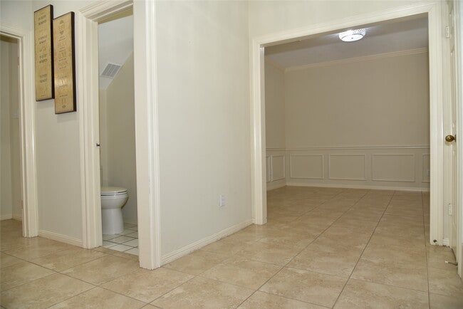 Foto del edificio - 12322 Wealdstone Dr