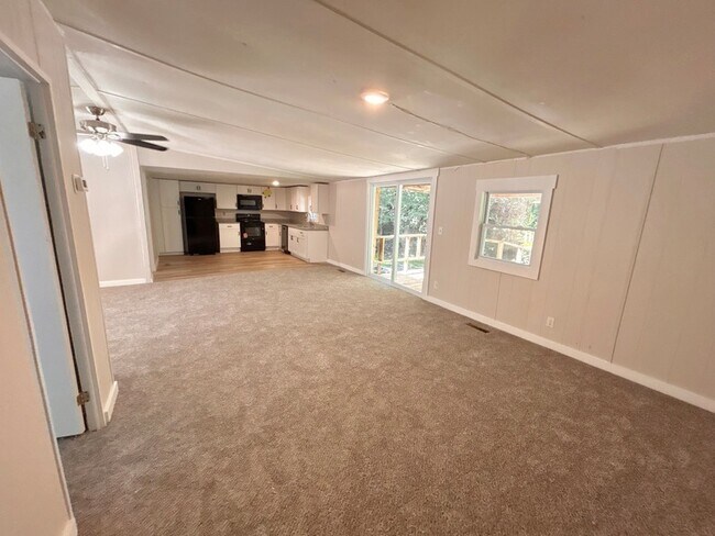 Foto del edificio - 415 Old Statesville Rd