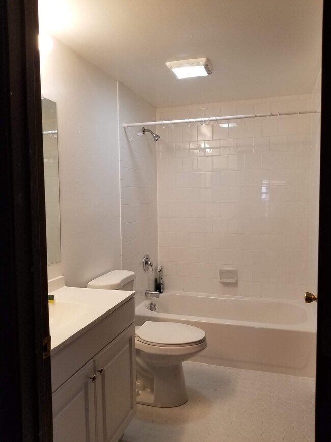 Bath - 1030 N 20th St