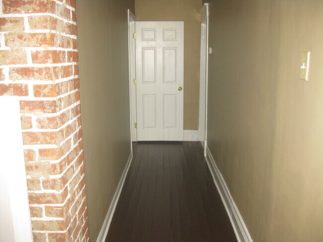 Foto del edificio - Woodland Park/Campus Area      240523