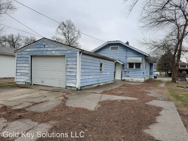 Foto del edificio - 2 br, 1 bath House - 3017 Columbus Ave