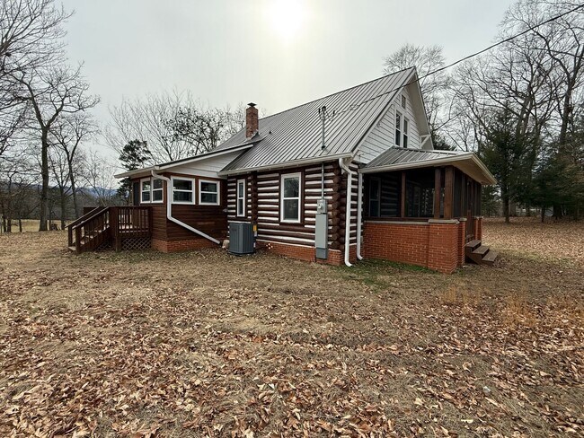 Foto del edificio - 4676 Sevierville Rd