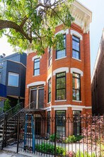 Building Photo - 509 W Armitage Ave