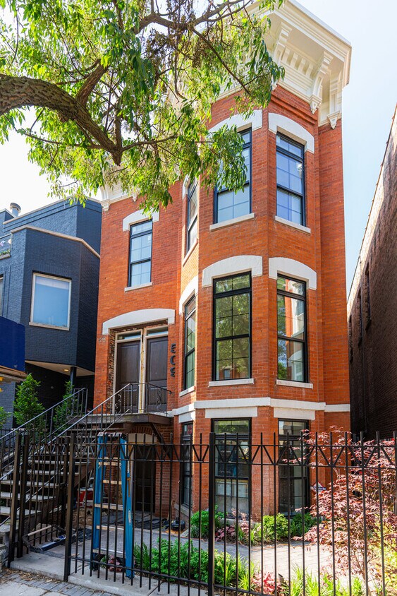 Foto principal - 509 W Armitage Ave
