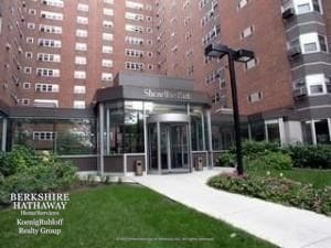 Primary Photo - 4980 N Marine Dr