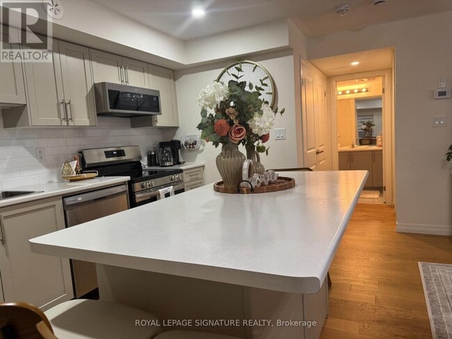 Photo du bâtiment - 10A Lookout Dr