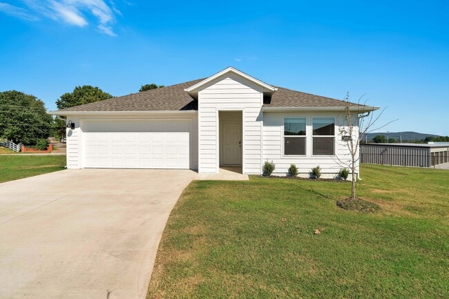 Brand New 4 Bedroom  office in Prairie Gro House UArk Off Campus