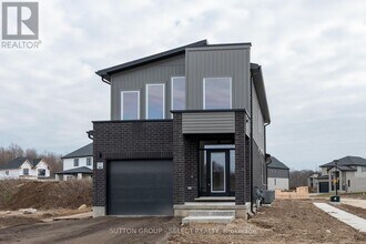 Building Photo - 6437 Heathwoods Ave