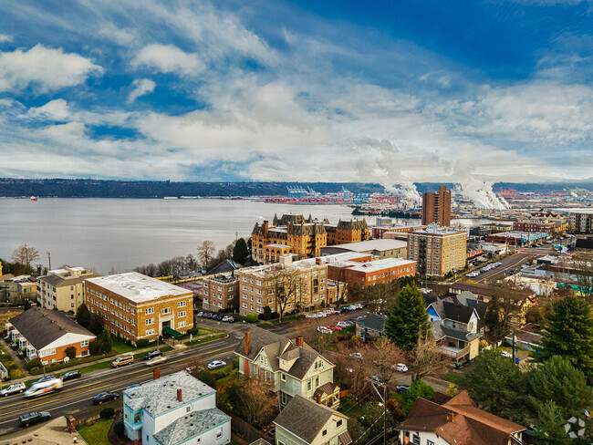 Aerial Photo - 302 N Tacoma Ave