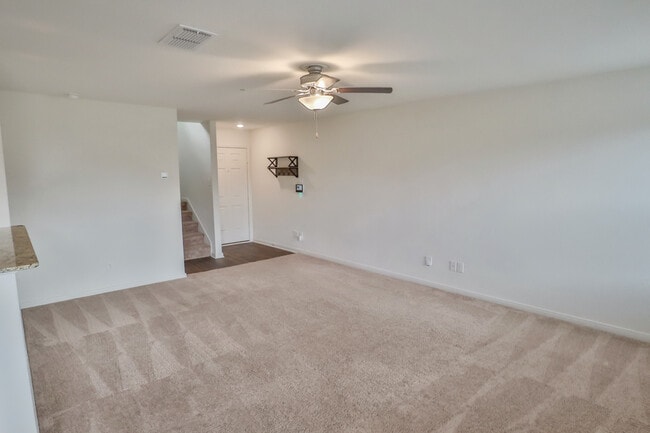 Foto del edificio - 15206 Sleepy River Way