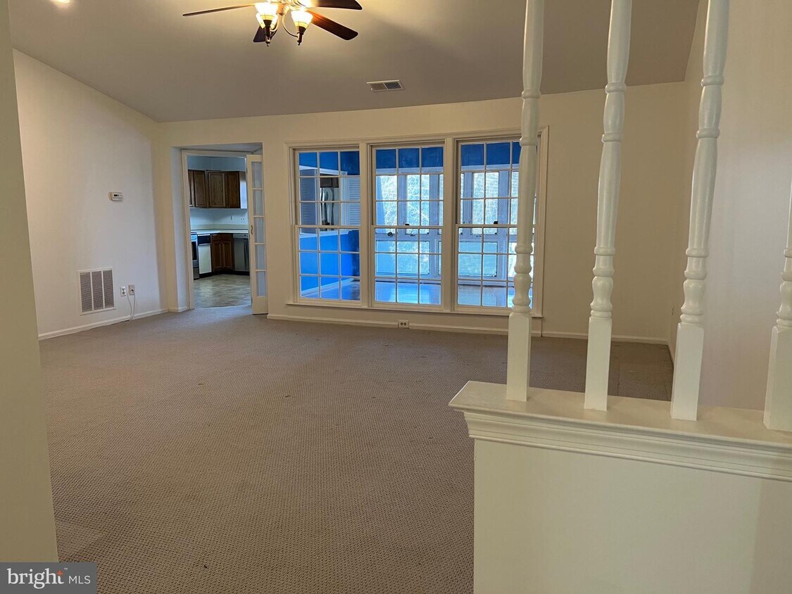 Foto principal - 10701 Kings Riding Way
