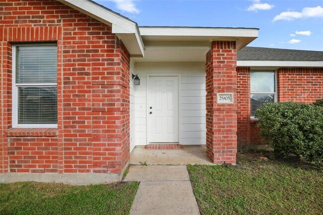 Foto del edificio - 2905 Glendale Dr