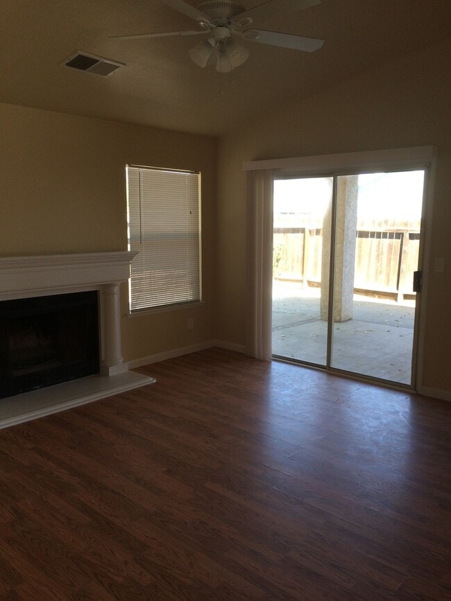 Building Photo - Madera Home for Rent