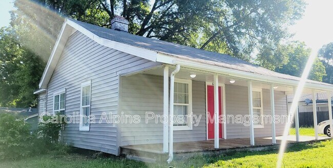 Building Photo - 618 Gardner St