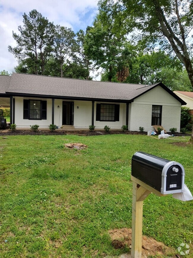Building Photo - Spacious 3-Bedroom, 2-Bath Home for Rent!