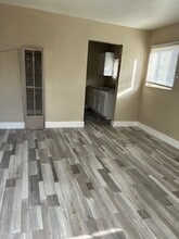 Building Photo - 1171-1173 Alamos Ave