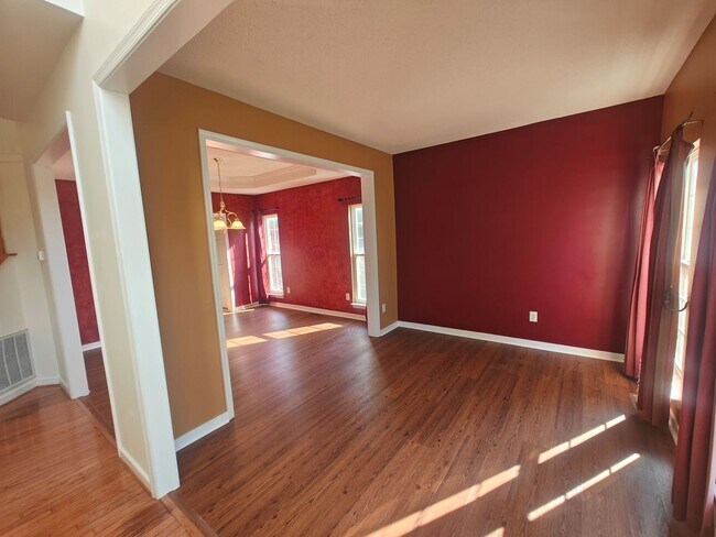 Foto del edificio - 2625 Piney Ridge Dr