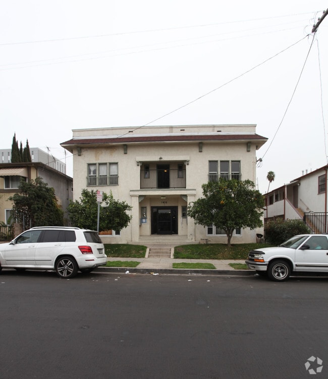 Foto del edificio - 1416 N Kenmore Ave